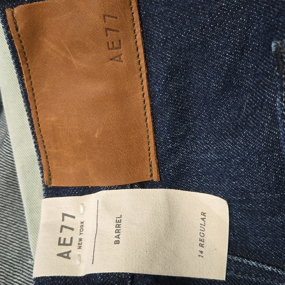 American Eagle AE77 Premium Dark Blue Women’s Barrel Jeans - Picture 3 of 12